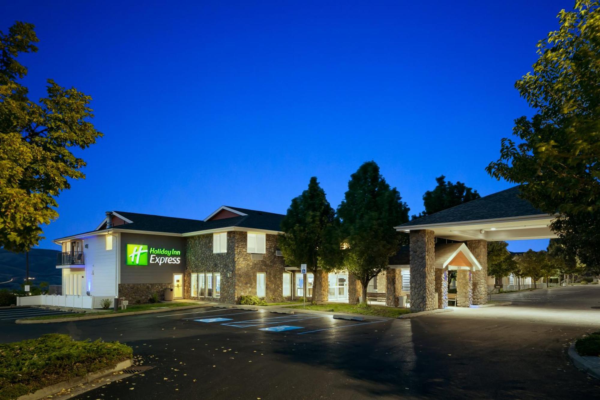Holiday Inn Express Lewiston By Ihg Extérieur photo